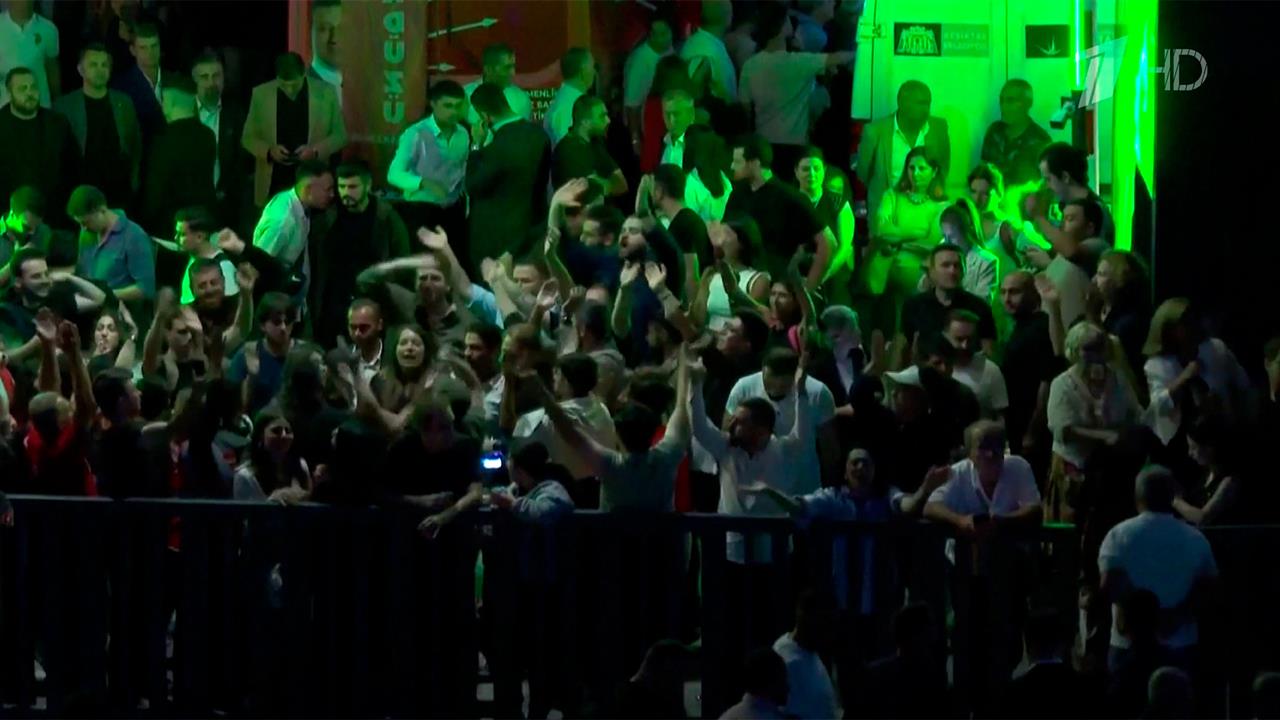 В Стамбуле начались массовые беспорядки