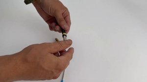 Замена стержня в ручке.