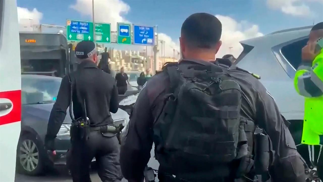 Шесть человек погибло в результате теракта в Иерусалиме