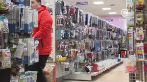 Оплата покупок или снятие наличных с чужой банковской карты - это тяжкое преступление!