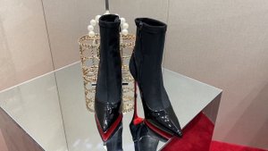 Ботильоны женские в стиле Christian Louboutin с кристаллами Swarovski