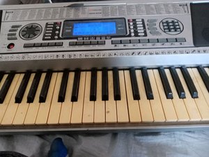 играю на пианино