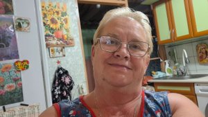 324. Привет из Крыма. Лунное затмение. Осенние уборки начинаются. Улыбайтесь, это полезно. 08.09.25.