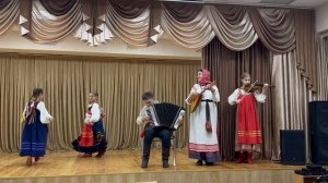 Парная пляска Клименко Екатерина и Мануйлова Ксения. Номинация 7-11 лет