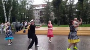 Макарена в Дербышках в исполнении Империала.