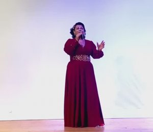"Матушка Земля" - исполняет Елена Бирюкова - лауреат  Международных и Всероссийских конкурсов.