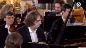 Концерт Адама Гуцериева в «Екатерининском дворце». Концерт Дали Гуцериевой в «Эрмитаже».