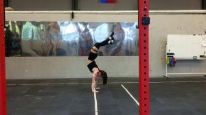 Ходьба на руках.mp4