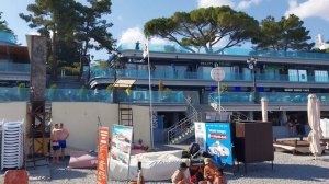 08-09-2025 Ялта.  Вот такая обстановка 🌊🌊🏖🏖