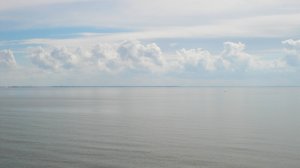 На берегу