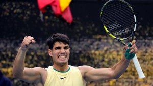 Алькарас обыграл Синнера и во второй раз стал победителем US Open