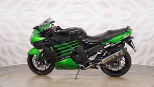 Kawasaki ZZR 1400 vin JKBZXT40EFA015173