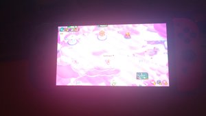 что лучше сделать Nintendo switch купить или из телефона сделать Nintendo switch ?????????