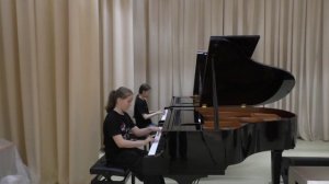 П. Чайковский. «Танец маленьких лебедей» Исп. Садыкова У., Лавданская Д.