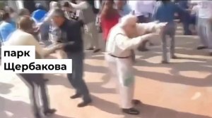 А потом удивляются что пенсионный возраст поднимают 😂