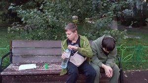 пробуем конфеты toxic waste