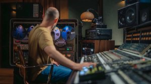 08. Vocals, Brushes, Acoustic Guitar, Equalization, Clarity and Spectral Panning