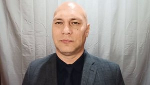 роль: Охранник клуба. проект: Тайный город. Юрий Федотов, 44_178_52_42.mp4