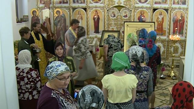 Крестный ход/Троеручица (2016 г.)