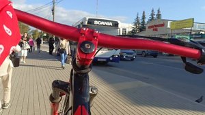 поставил выныс с рулём пробую стант