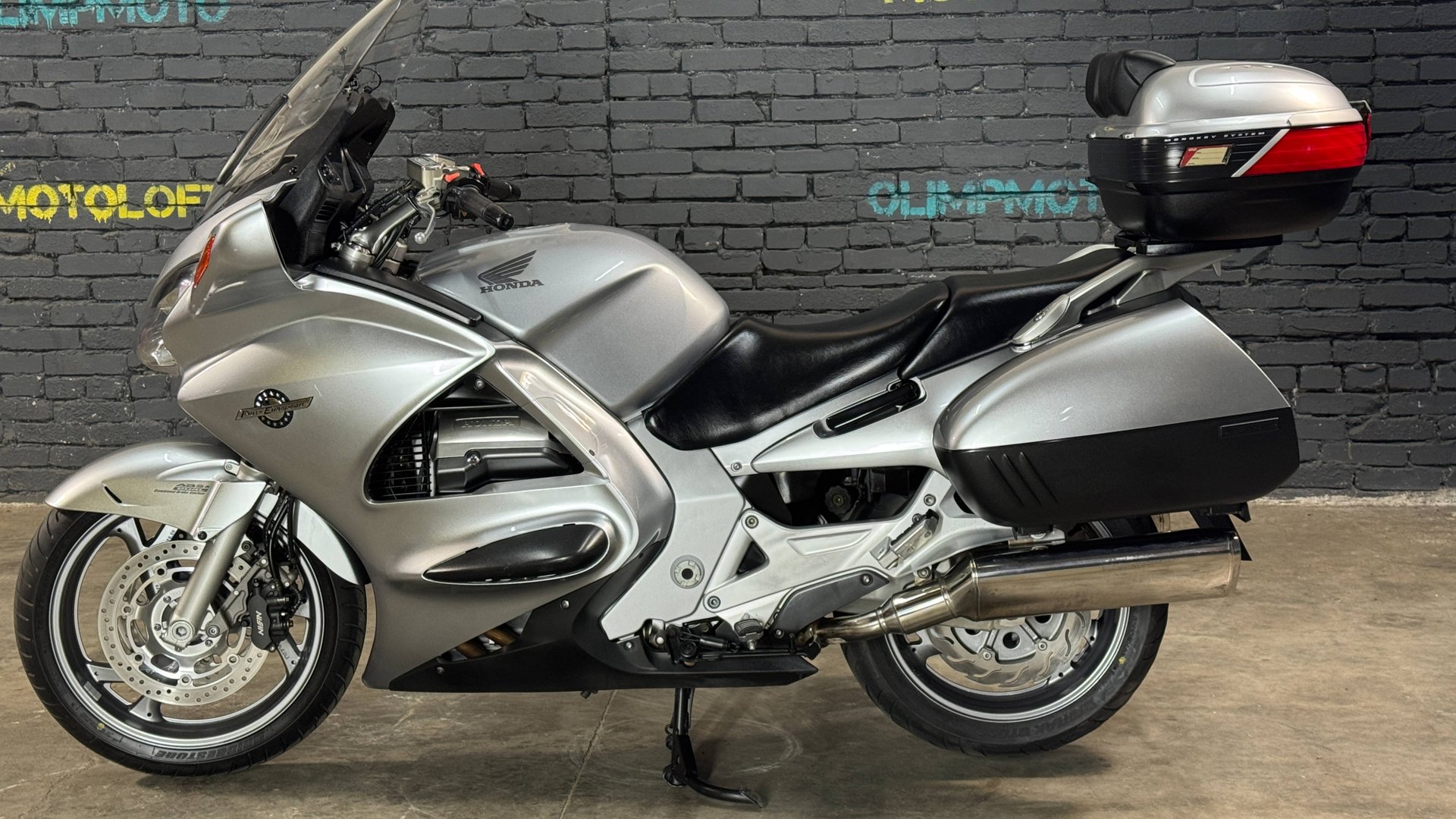 IMG_9013 смотреть онлайн