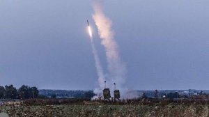 Хуситы заявили об атаках на израильские города и военные объекты