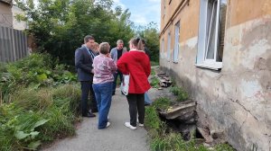 Жители одного из домов на улице Островского пожаловались на состояние многоэтажки