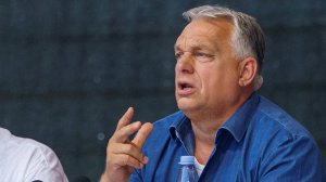 Европейский лидер предложил разделить Украину на три части. Что ответили в России?