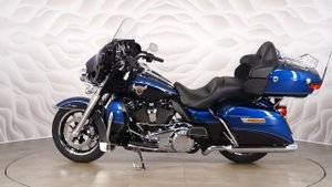 Harley-Davidson Ultra Limited vin 5HD1KWDE3JB601665