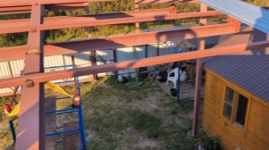 Строим навес. Первый профлист пошел.