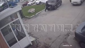 Житель Богородска сначала попытался задавить на «УАЗе» знакомого, а когда не смог,схватился за топор