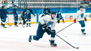 ХК «Югра» начинает сезон домашней серией