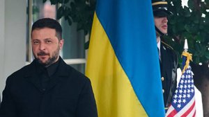 Сальдо: Зеленского специально внедрили во власть на Украине