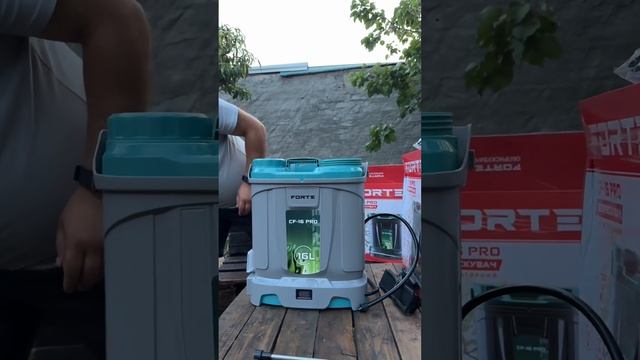 Forte CF 16 Pro  опрыскиватель аккумуляторный с миксером.
