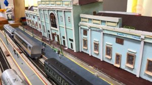 🎨 Гипсовые черепахи и стелы из бисера: в Уссурийске открылась выставка в честь Дня города