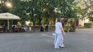 ГРОДНО АВГУСТ 2025. Уличный Музыкант, площадь в Старом городе Гродно (СПЛИН Выхода НЕТ)