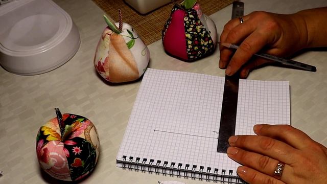 Груша из ткани.