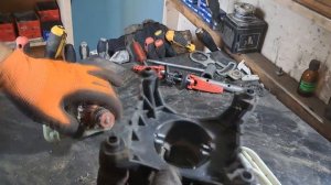Газонокосилка BOSCH ARM 37 отработала 1 сезон - в ремонт.