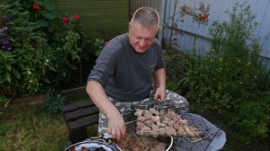 Влог/Дачные выходные/Навели порядок/Отмечаем день рождения Андрея/Огурцы и кабачки рулят/