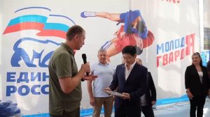 Глава Шахтерска вручил благодарственное письмо сахалинскому спортсмену