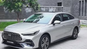 Geely Galaxy - ОЧЕНЬ красивый седан с внушительным запасом хода.