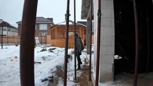 Как правильно посадить дом на участке с перепадом выс?