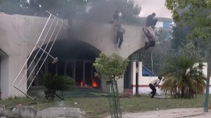 Бунты, погромы, хаос: появились кадры ожесточенных беспорядков в Непале