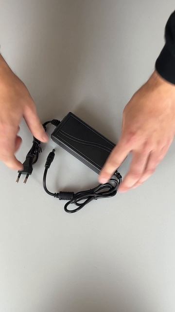 Блок питания 12V, 5A смотреть онлайн