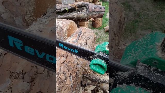 садовая пила с супер зубом Грызет !!!!сосну!!! смотреть онлайн