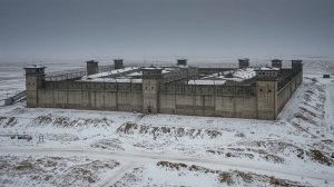 ПЕРВЫЙ ПОБЕГ ИЗ ЧЕРНОГО ДЕЛЬФИНА! 400 км через степь до ?