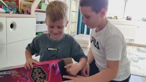 🐱🐉Герман и Артем собирают Дракона Ллойда🐱🐉