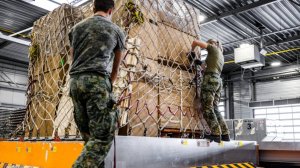 Фейк, похожий на правду: «разговор» Сырского и Ермака показал лицо Украины
