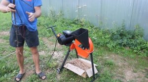 Пожалуй лучший измельчитель веток, который я видел! РЕ