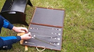 Мангал  в деревянном чемодане - идеальный подарок для ?